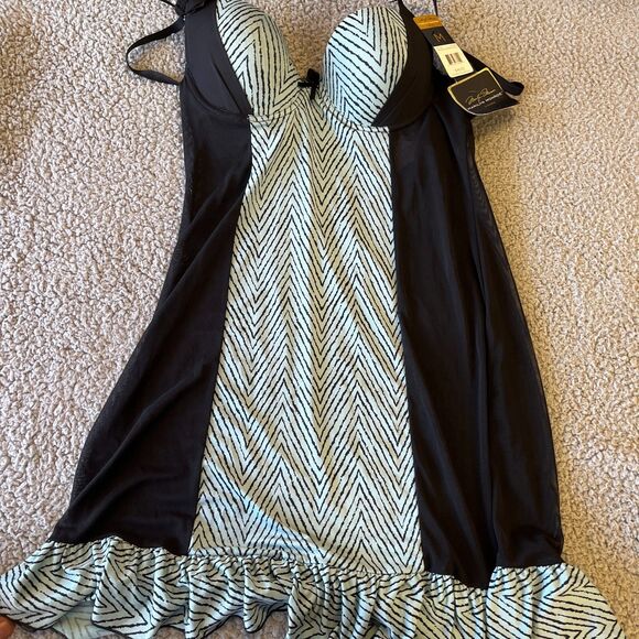 Marilyn Monroe Intimates Babydoll Teddy Womens Medium Green Black Ruffle Sheer - Picture 1 of 11